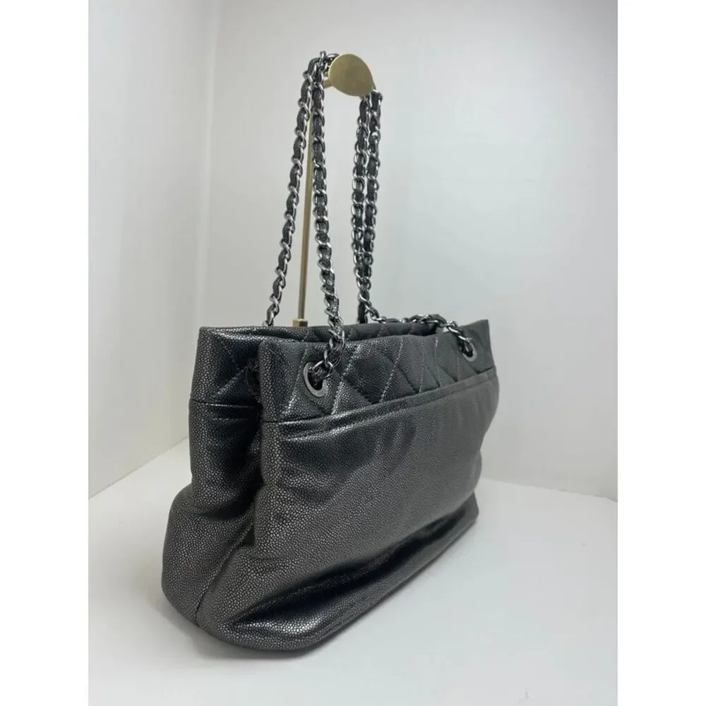 Chanel Women Pre-Loved Bag Very Good Condition